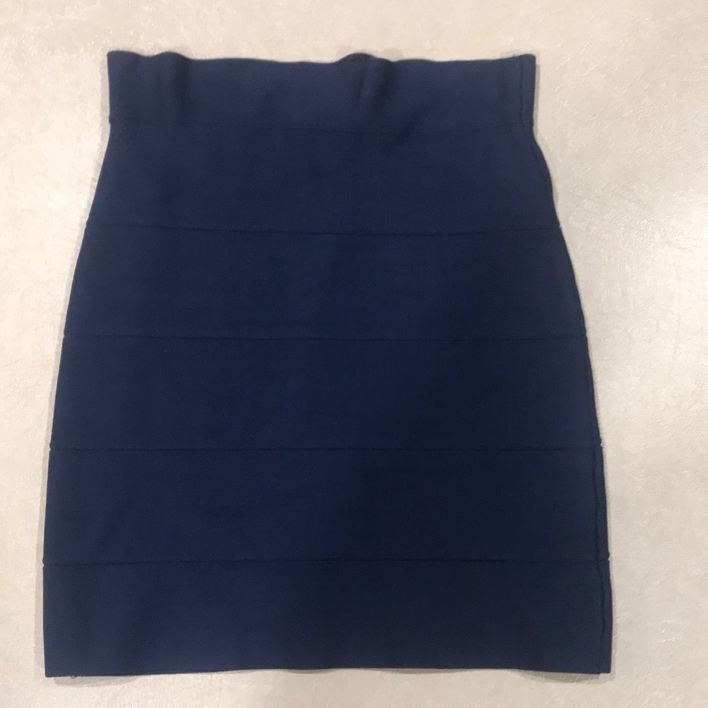 BCBG skirt